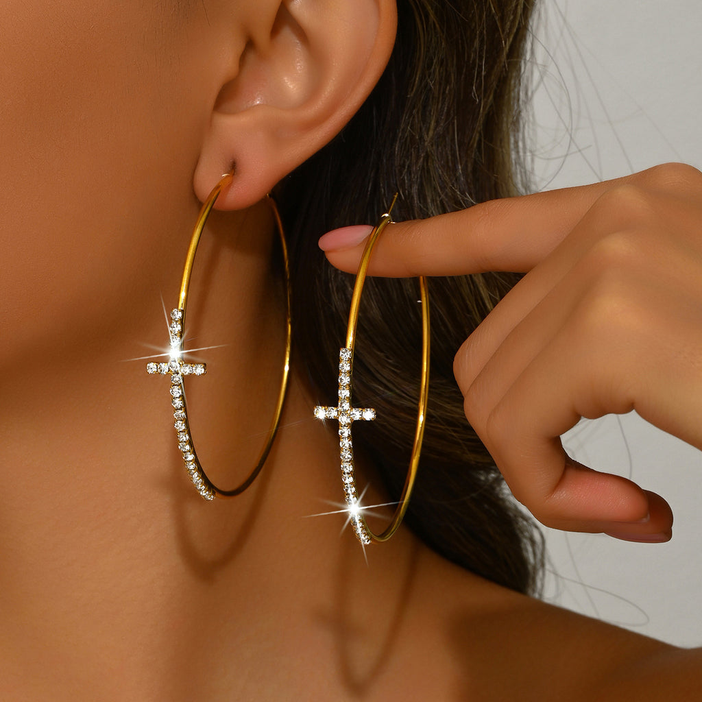 Pendientes rodondos con cruz para mujer