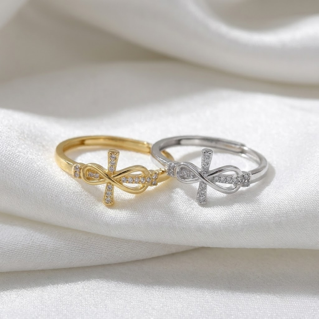 Anillo de Cruz en Plata de Ley S925 con Micro Circonias