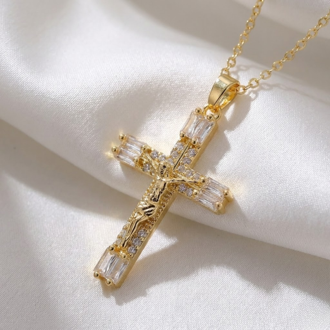Collar Fino con Cruz Pequeña y Cristal en Aleación de Metal