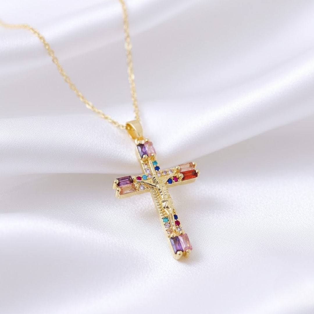 Collar Fino con Cruz Pequeña y Cristal en Aleación de Metal
