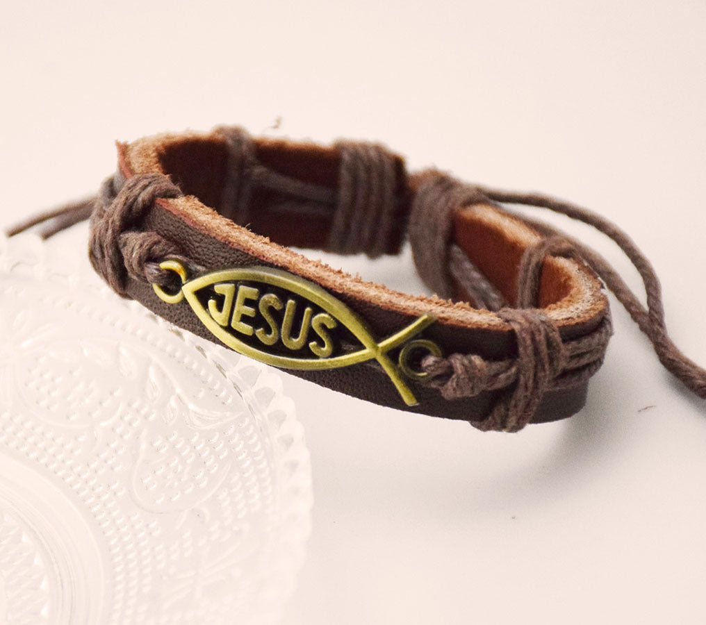 Brazalete de Cuero con Símbolo Ichthys y Nombre de Jesús