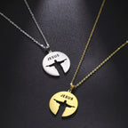 Collar con Medalla Silueta de Jesús en Acero Inoxidable
