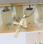 Colgante cristiano Cruz de Jesús en Acero de Titanio