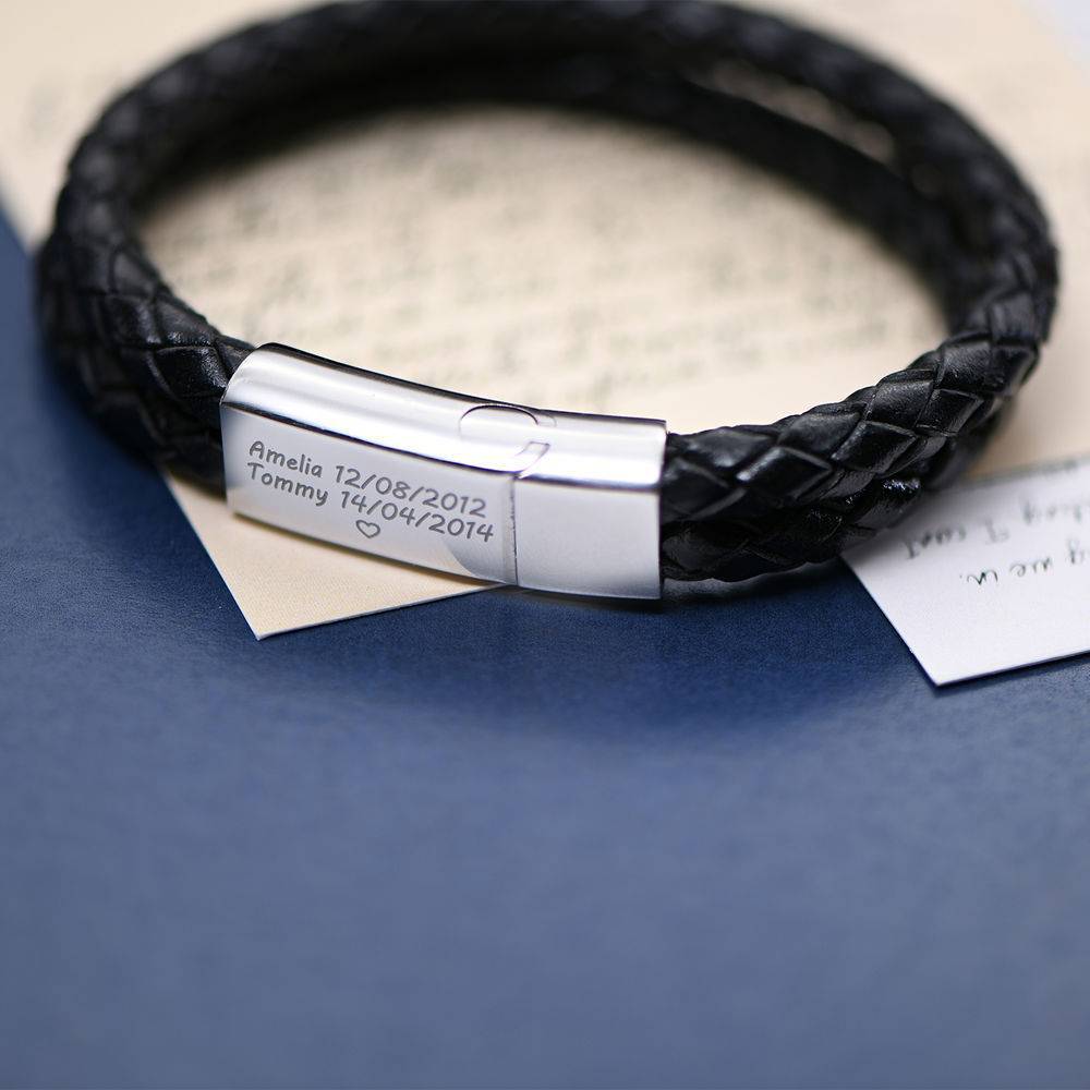 Brazalete Masculino de Cuero y Acero Personalizable "Fortaleza"