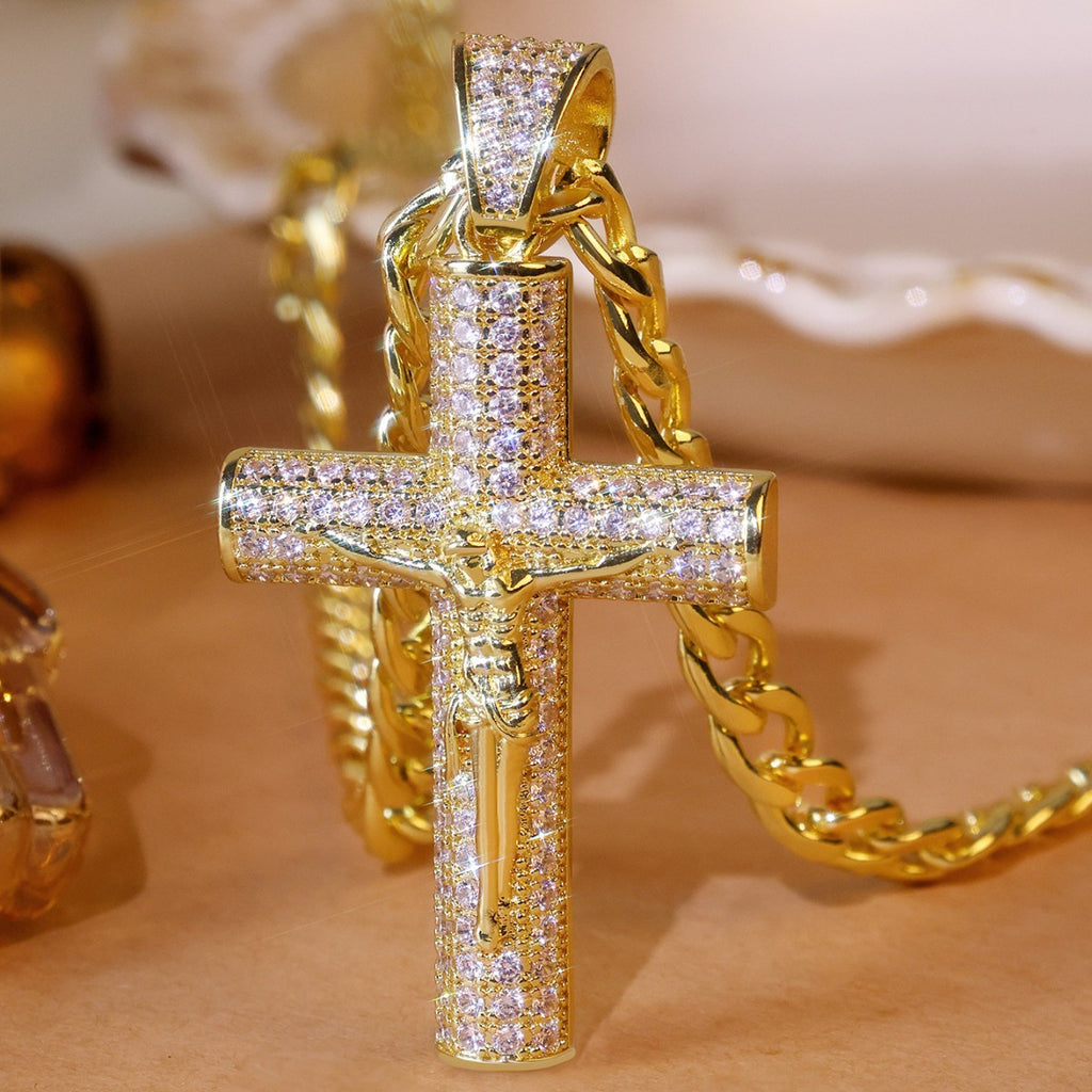 Collar con Cruz de Jesús Grande con Circonitas y Cadena Cubana