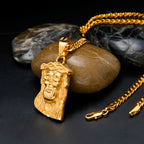 Collar con Dije del Rostro de Jesús en Acero Inoxidable Dorado