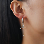 Pendientes de Aro con Cruz Minimalista en Acero Inoxidable