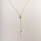 Collar Fino con Cruz Pequeña y Cristal en Aleación de Metal