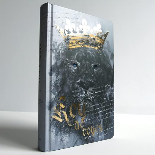 Biblia Reina-Valera 1960 – Manual, Letra Grande, Ultrafina, León Rey de Reyes, Tapa Dura