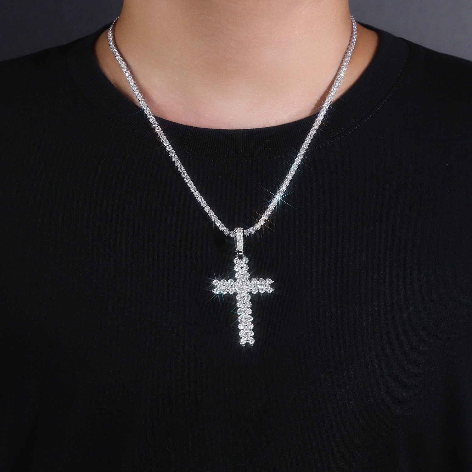 Collar de Cruz Cristiana con Moissanita en Plata  S925