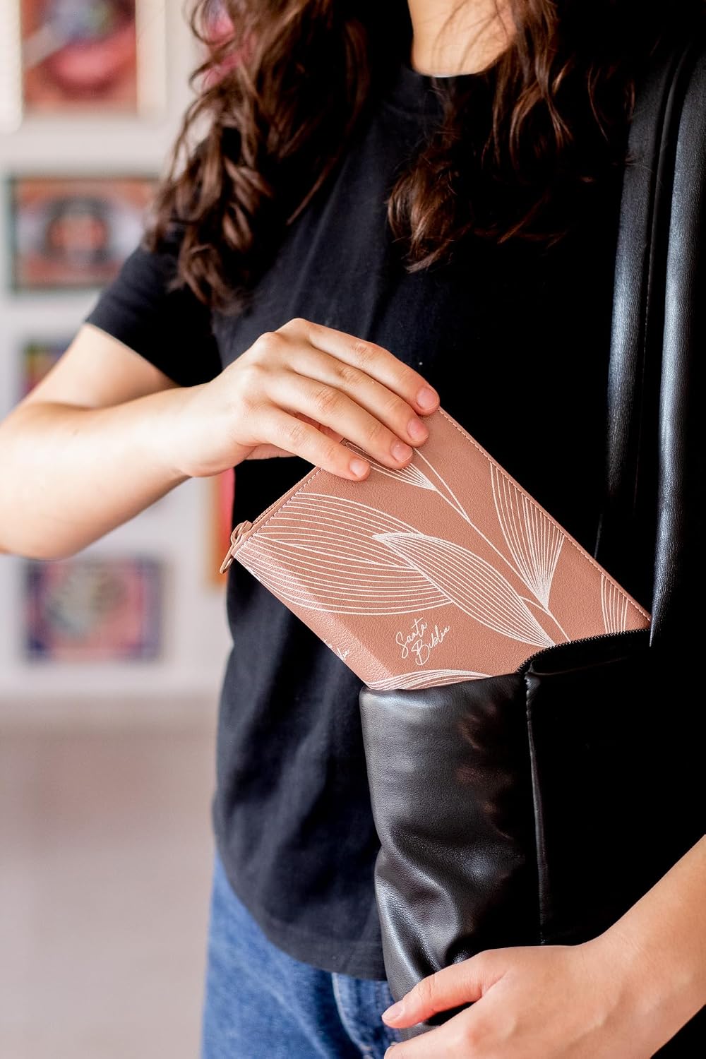 Biblia NBLA – Bolsillo, Edición Versificada, 2 Tonos Oro Rosa, Cremallera