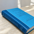Biblia de Estudio “El Campo de Batalla de la Mente” RVR60 – 2 Tonos Azul, Imitación Piel