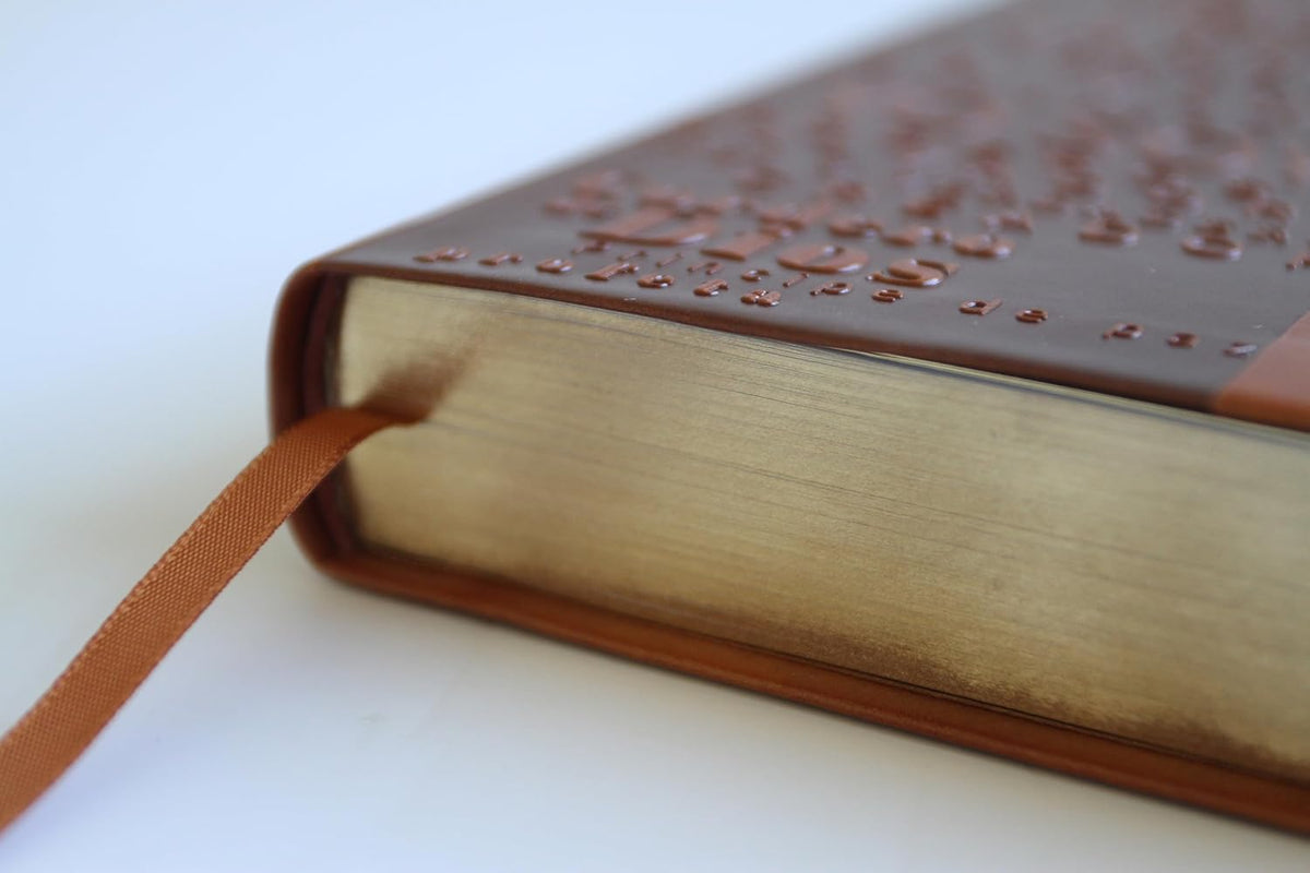 Biblia edicion NOMBRES DE DIOS . Letra grande, marron