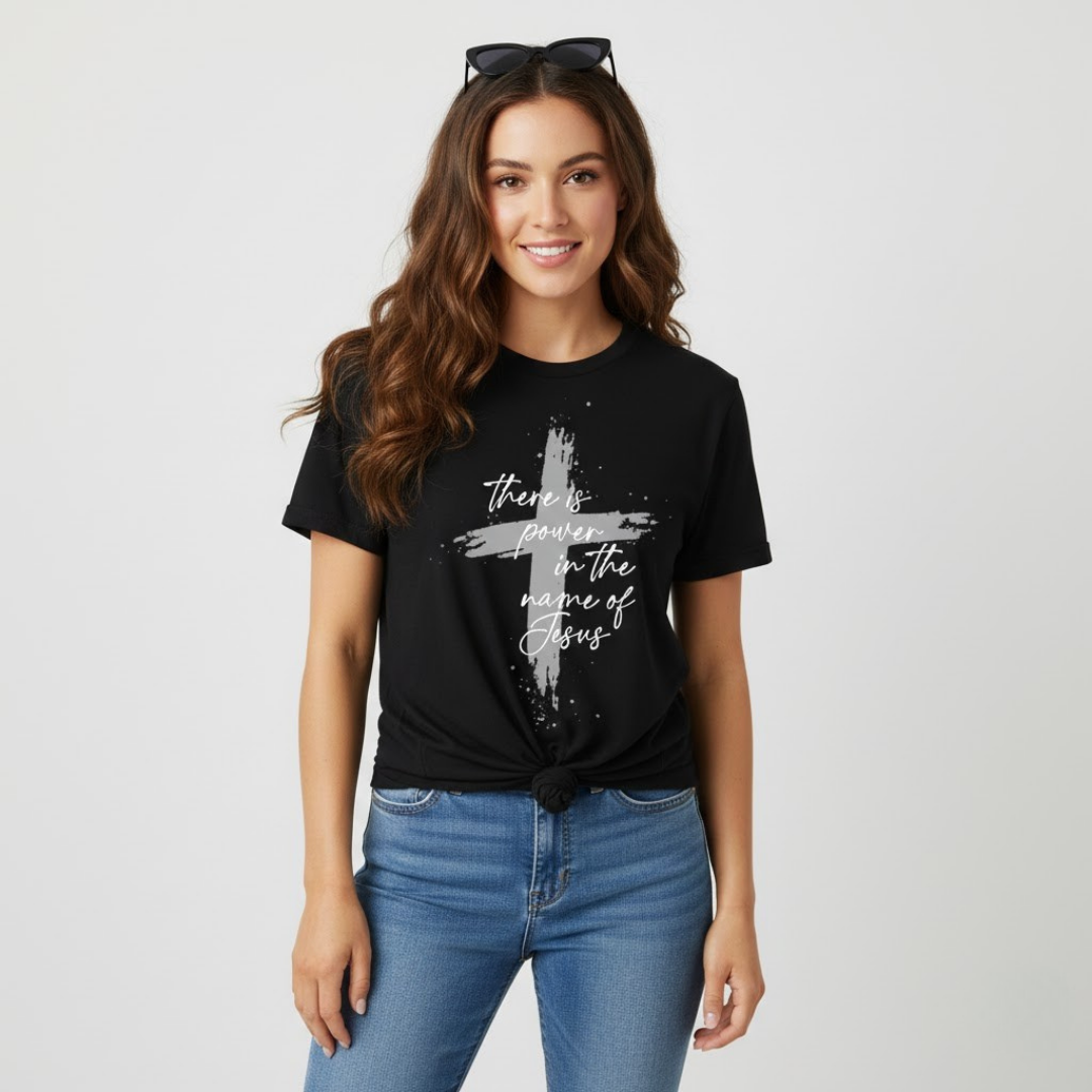 Camiseta Cristiana Hay Poder en el Nombre de Jesús Unisex