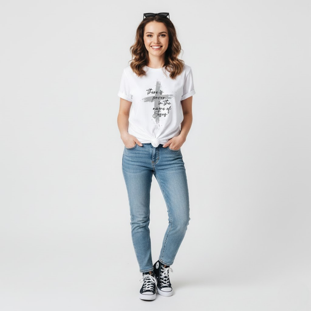 Camiseta Cristiana Hay Poder en el Nombre de Jesús Unisex