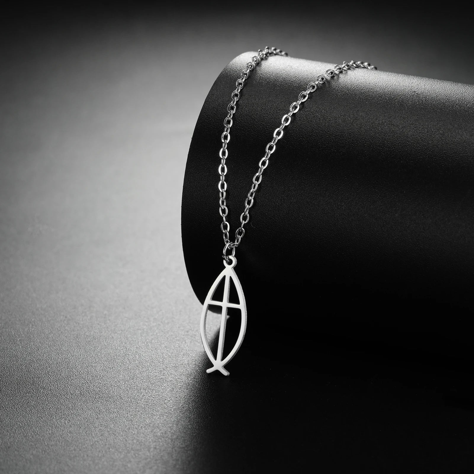 Collar Pez Ichthys Jesús Acero Inoxidable para Mujer y Hombre