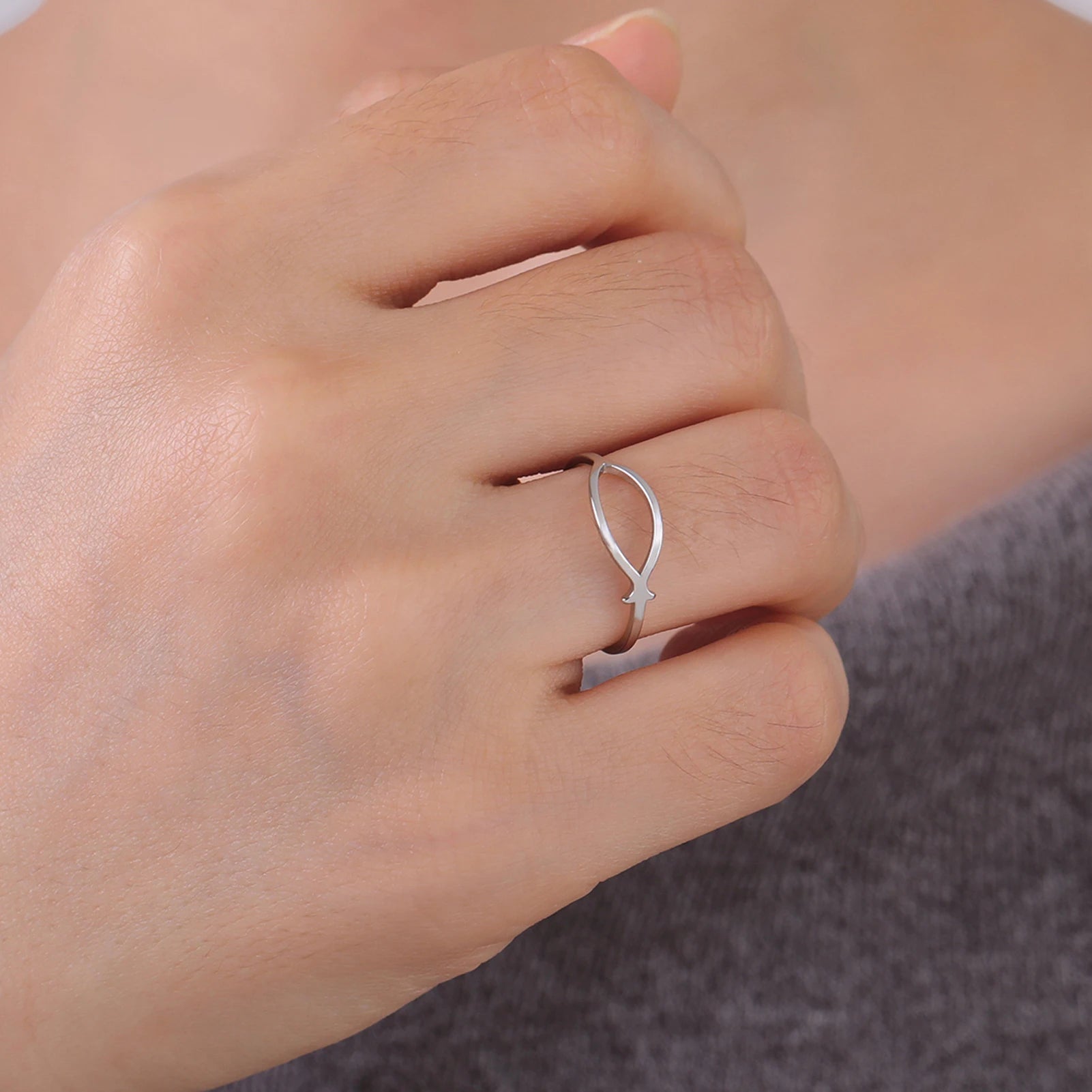 Anillo Pez Ichthys Jesús Acero Inoxidable Minimalista