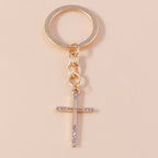 Llavero de Cruz con Cristales Brillantes - Accesorio de Fe Cristiano en Tono Dorado