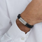 Brazalete Masculino de Cuero y Acero Personalizable "Fortaleza"