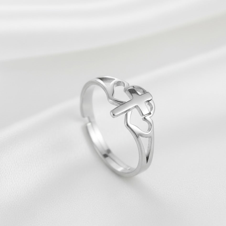 Anillo de Cruz y Corazón en Acero Inoxidable